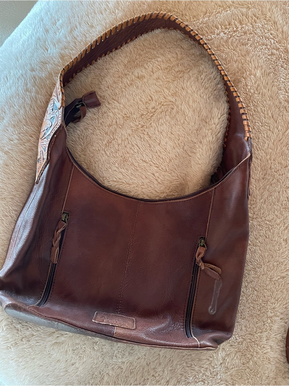 Aztec-Pattern Shoulder Bag - Picture 2 of 3
